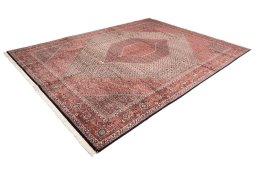 Corner detail of New Bijar rug showing border pattern and Wool pile