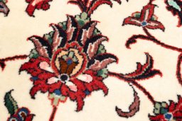Surface texture of New Bijar rug with natural Wool and intricate pattern