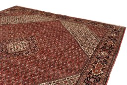 Surface texture of New Bijar rug with natural Wool and intricate pattern