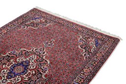 Surface texture of New Bijar rug with natural Wool and intricate pattern