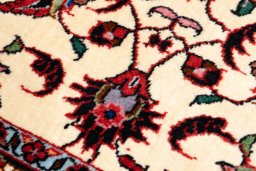 Surface texture of New Bijar rug with natural Wool and intricate pattern