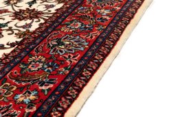Close-up detail of New Bijar rug from Iran / Persia showing Wool weave