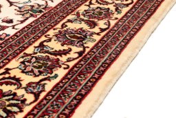 Close-up detail of New Bijar rug from Iran / Persia showing Wool weave