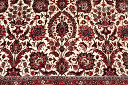 Corner detail of New Bijar rug showing border pattern and Wool pile