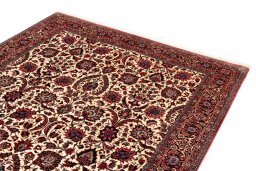 Surface texture of New Bijar rug with natural Wool and intricate pattern