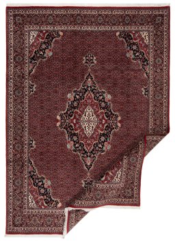 Surface texture of New Bijar rug with natural Wool and intricate pattern