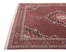 Surface texture of New Bijar rug with natural Wool and intricate pattern