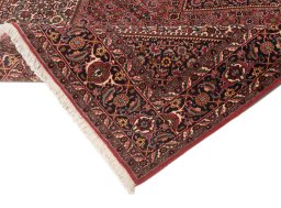 Surface texture of New Bijar rug with natural Wool and intricate pattern