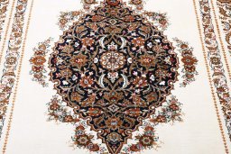 Central medallion detail of New Ghom rug from Iran / Persia