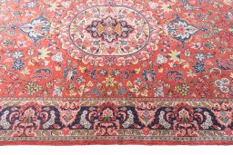 Full view of New Ghom rug from Iran / Persia, 155 × 107 cm in Red tones