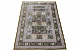 Surface texture of New Ghom rug with natural Silk and intricate pattern