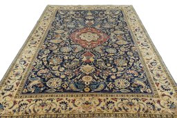 Surface texture of New Ghom rug with natural Cork and intricate pattern
