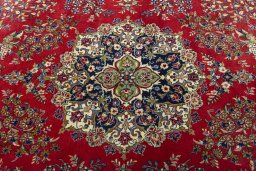 Central medallion detail of New Ghom rug from Iran / Persia