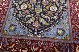 Close-up detail of New Ghom rug from Iran / Persia showing Cork weave