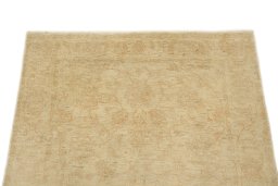Surface texture of New Isfahan rug with natural Wool and intricate pattern