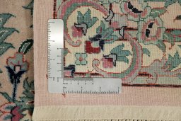 Corner detail of New Isfahan rug showing border pattern and Wool pile