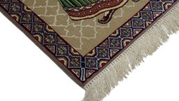 Surface texture of 1990s Isfahan rug with natural Wool and intricate pattern