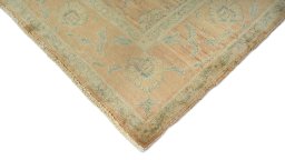 Backside of handmade New Isfahan rug showing knot structure and weave density