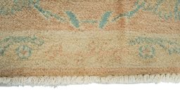 Close-up detail of New Isfahan rug from Iran / Persia showing Wool weave