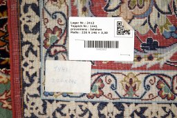 Close-up detail of 1990s Isfahan rug from Iran / Persia showing Wool weave