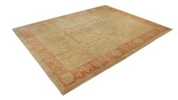 Corner detail of New Isfahan rug showing border pattern and Wool pile