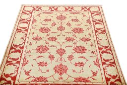 Surface texture of New Isfahan rug with natural Wool and intricate pattern