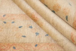 Corner detail of New Isfahan rug showing border pattern and Wool pile