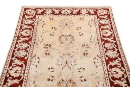 Surface texture of New Isfahan rug with natural Wool and intricate pattern