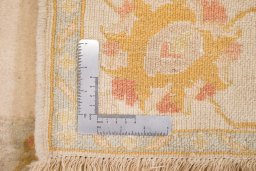 Close-up detail of New Isfahan rug from Iran / Persia showing Wool weave