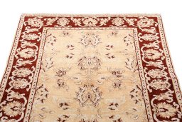 Surface texture of New Isfahan rug with natural Wool and intricate pattern