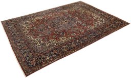 Corner detail of 1920s Isfahan rug showing border pattern and Wool pile