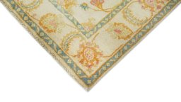 Backside of handmade New Isfahan rug showing knot structure and weave density