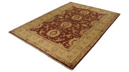 Close-up detail of New Isfahan rug from Iran / Persia showing Wool weave