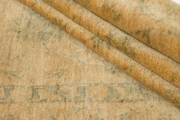 Close-up detail of New Isfahan rug from Iran / Persia showing Wool weave