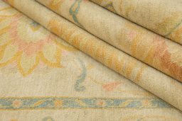 Close-up detail of New Isfahan rug from Iran / Persia showing Wool weave