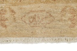 Corner detail of New Isfahan rug showing border pattern and Wool pile