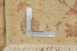 Close-up detail of New Isfahan rug from Iran / Persia showing Wool weave