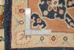 Close-up detail of New Isfahan rug from Iran / Persia showing Wool weave