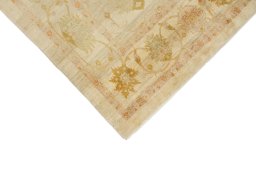 Backside of handmade New Isfahan rug showing knot structure and weave density