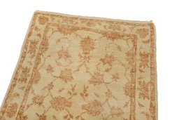 Surface texture of New Isfahan rug with natural Wool and intricate pattern