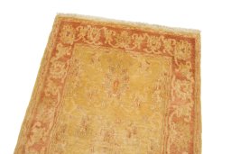 Surface texture of New Isfahan rug with natural Wool and intricate pattern