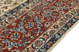 Close-up detail of 1970s Isfahan rug from Iran / Persia showing Cork weave