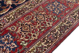 Close-up detail of 1930s Isfahan rug from Iran / Persia showing Wool weave