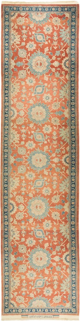 Full view of 1980s Isfahan rug from Iran / Persia, 409 × 102 cm in Red tones