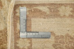 Corner detail of New Isfahan rug showing border pattern and Wool pile