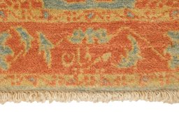 Close-up detail of New Isfahan rug from Iran / Persia showing Wool weave