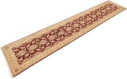 Corner detail of New Isfahan rug showing border pattern and Wool pile