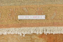 Close-up detail of New Isfahan rug from Iran / Persia showing Wool weave
