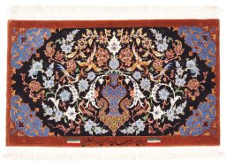 Full view of New Isfahan rug from Iran / Persia, 54 × 91 cm in Gray tones