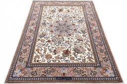Surface texture of New Isfahan rug with natural Cork and intricate pattern